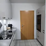 Ruhiges Naehe Bahnhof Hilti