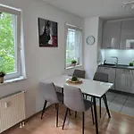 Ruhiges Naehe Bahnhof Hilti Apartamento Kaufering