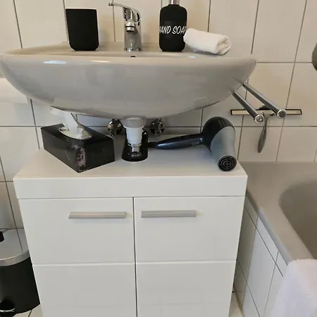 Ruhiges Naehe Bahnhof Hilti Apartament *