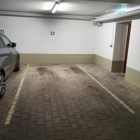 Ruhiges Naehe Bahnhof Hilti Lägenhet