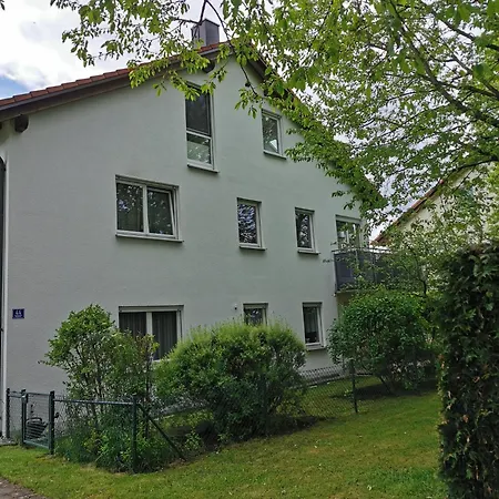 Geraeumige Mit Balkon, Kueche & Parkplatz Nahe Bahnhof Kaufering